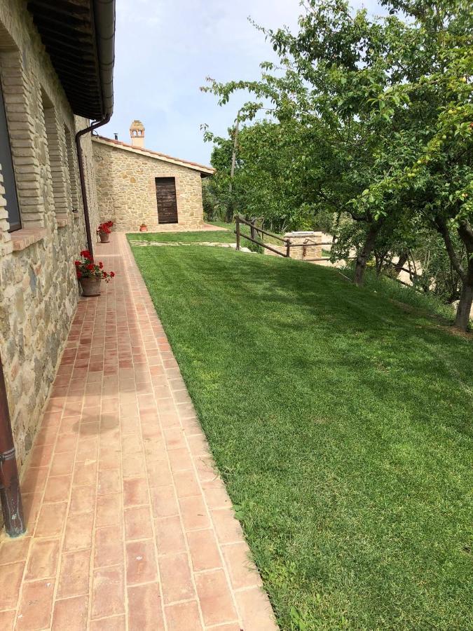 Agriturismo Sant'Angelo Holiday Farm Gualdo Cattaneo Εξωτερικό φωτογραφία