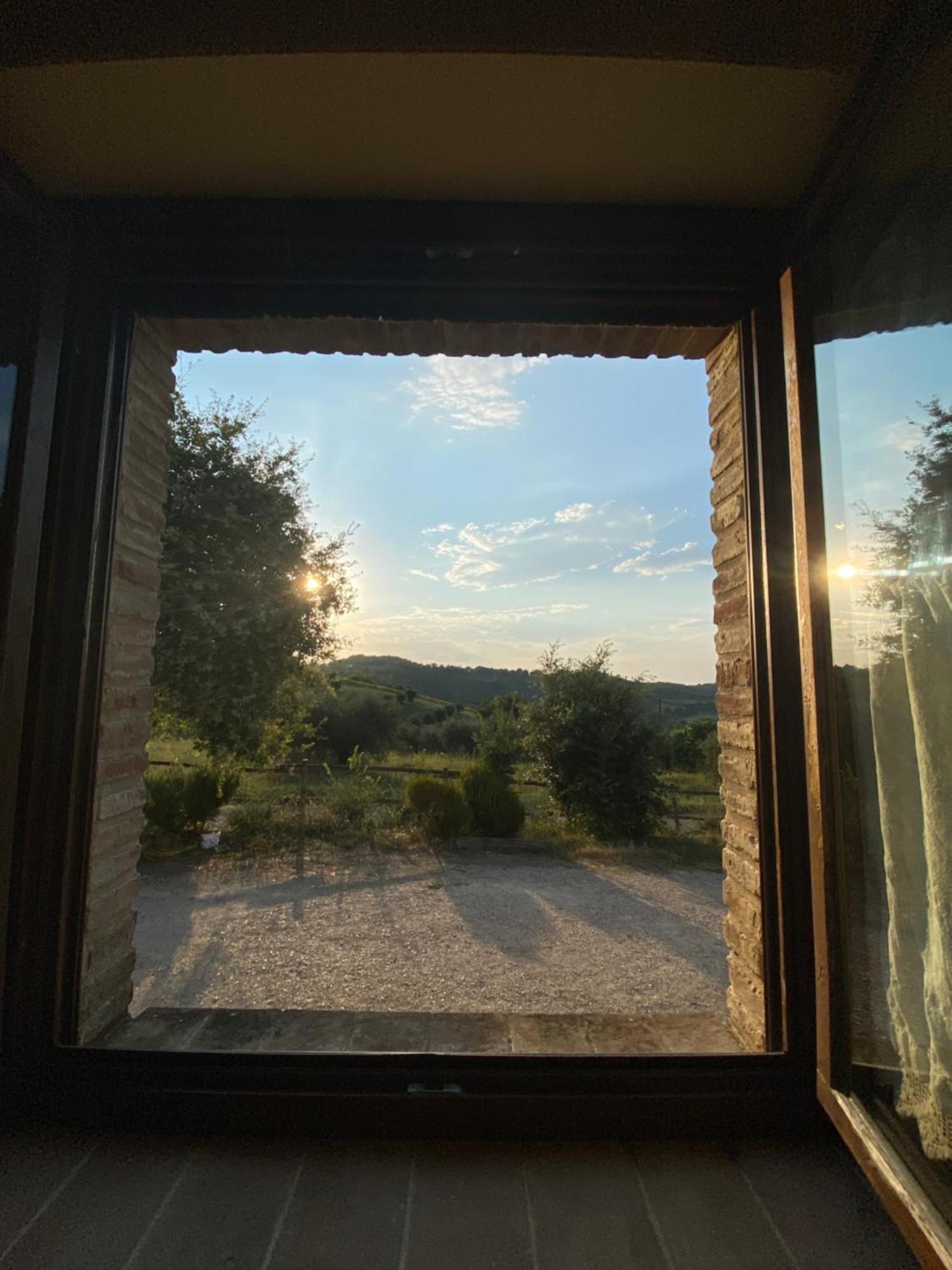 Agriturismo Sant'Angelo Holiday Farm Gualdo Cattaneo Εξωτερικό φωτογραφία